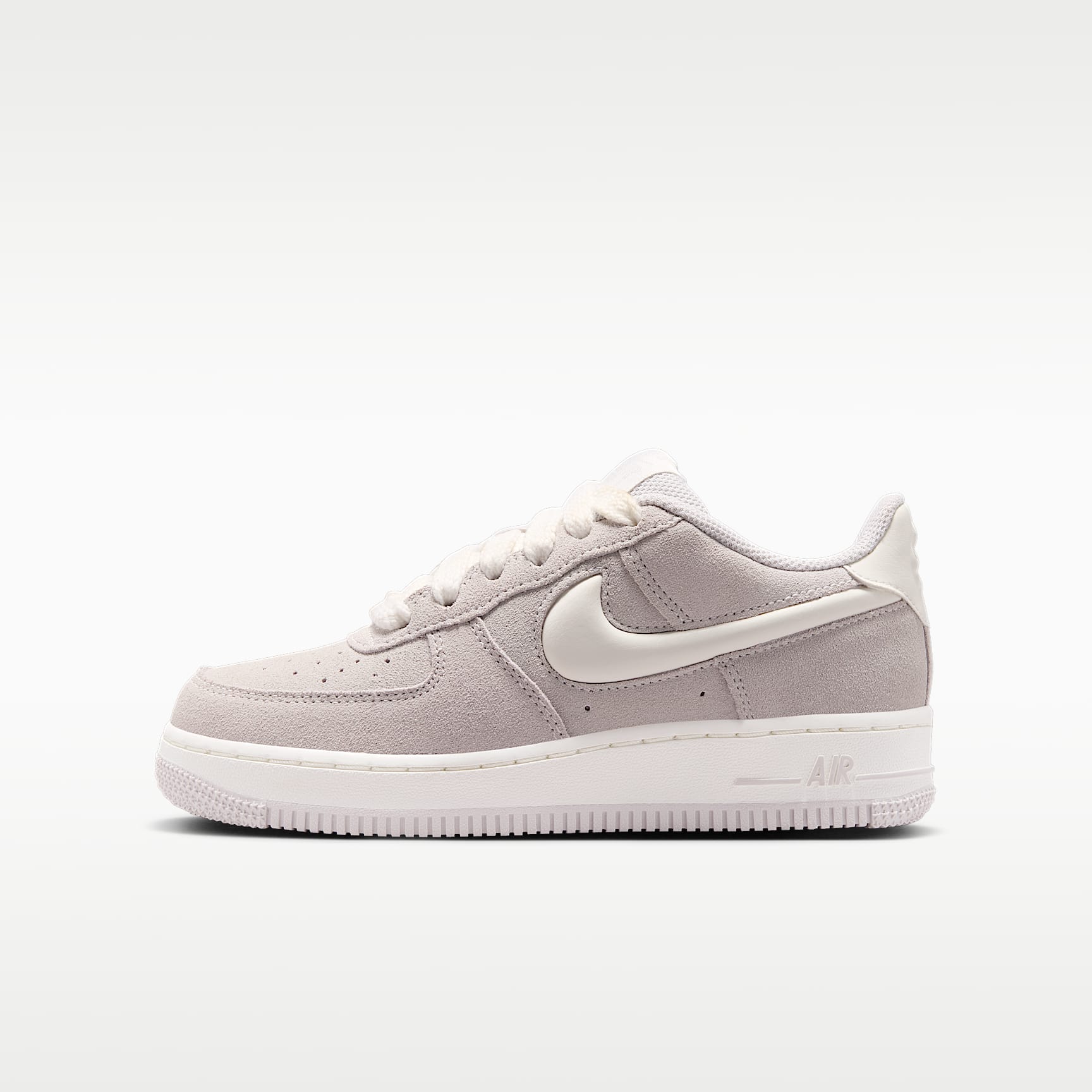 Nike Air Force 1 LV8 Older Kids' Shoes. Nike SI